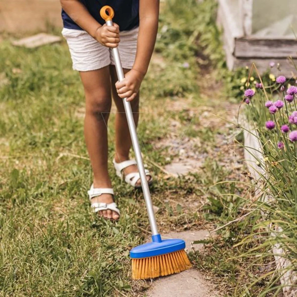 Fiskars Myfirst Kinder Bezem 2 Fiskars Myfirst Kinder Bezem - Afbeelding 2